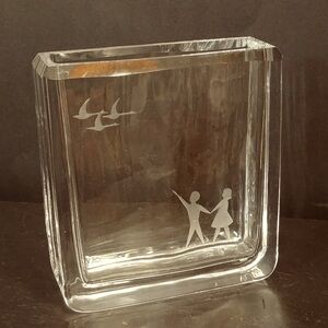 VTG Bengt Edenfalk Skruf Etched Crystal 5.5" Vase Sweden Signed Boy and Girl